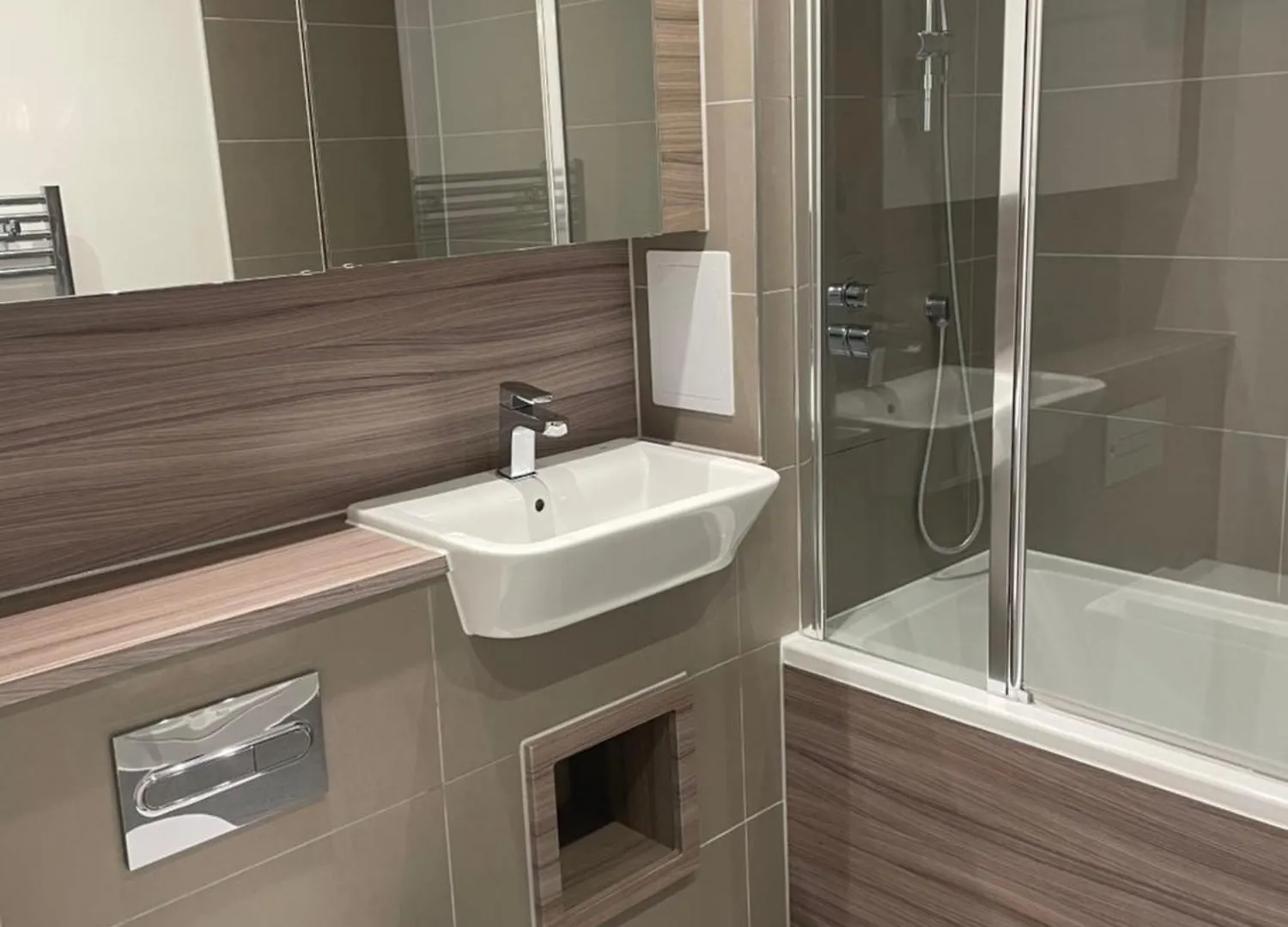 Luxurious 2 Bedroom Apartment Barking